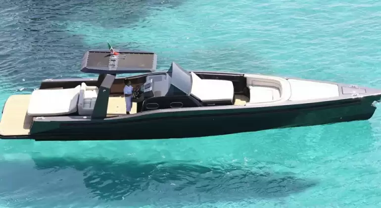 Maori 50 Yacht Charter Porto Cervo | Luxury Sardinia Yacht