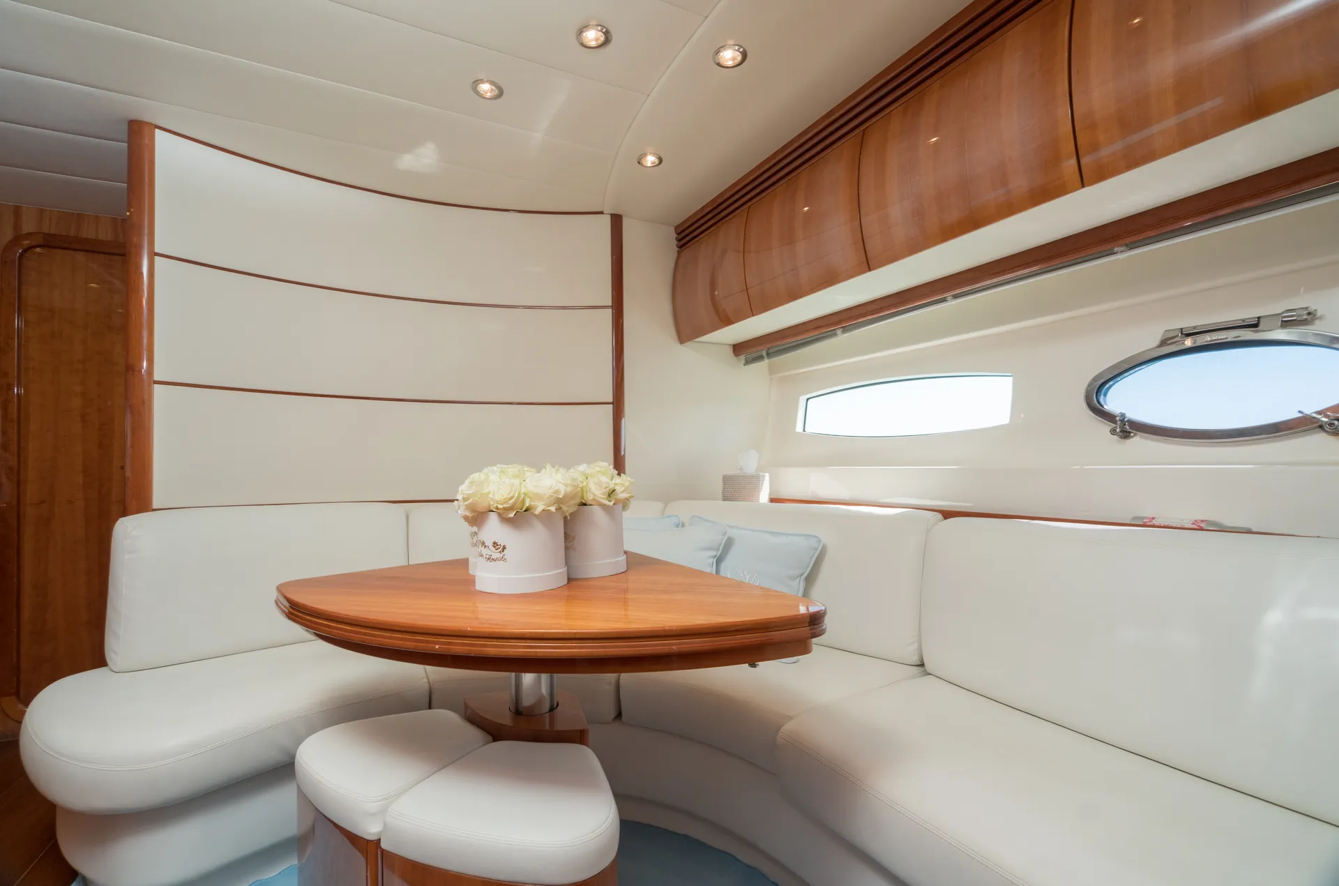 Pershing 46 yacht charter master cabin with bed and skylight Sardinia